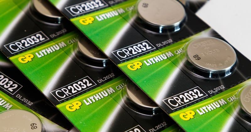 Batterie 12v lithium : le guide pour bien choisir sans se tromper